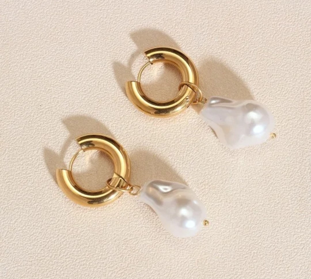 Heavenly Pearls Earrings