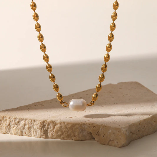 Elegant Pearl Necklace